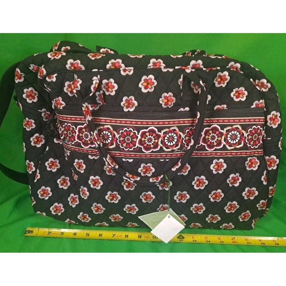 NWT Vera Bradley Vintage Retired Black Pirouette Travel Weekend Diaper Bag Quilt - Picture 14 of 15